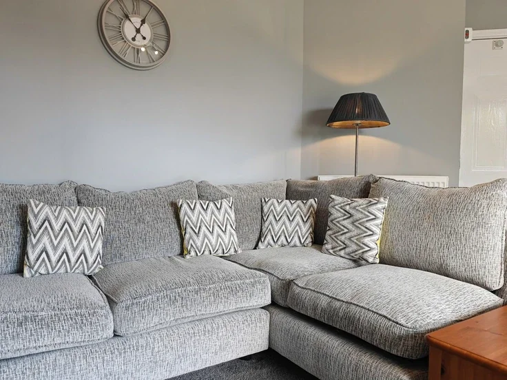 Flat Brightwire Crescent in Eastleigh