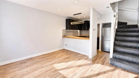 House Rotherwood Close in Greater London