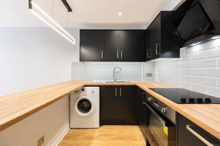 House Rotherwood Close in Greater London