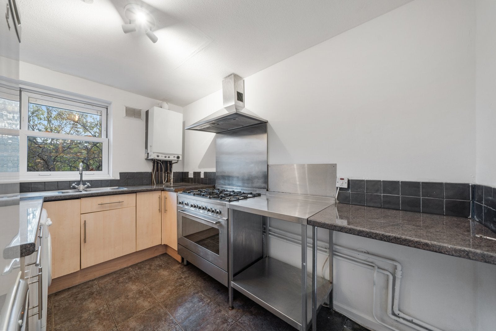 Flat Rotherfield Street in Greater London