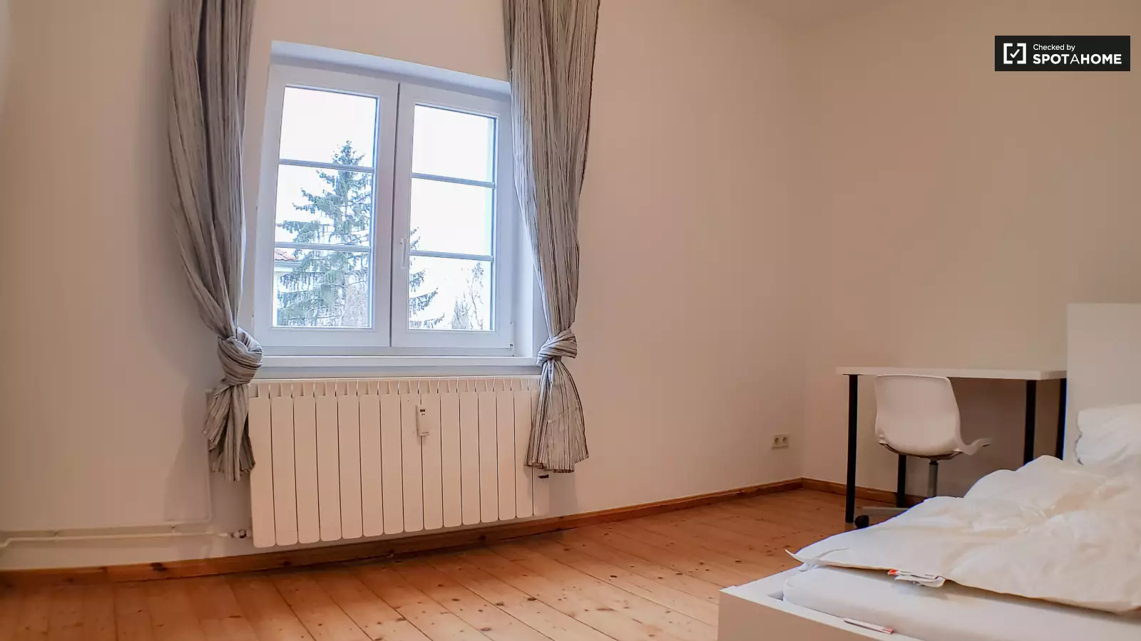 Wohnung Aronsstraße in Berlin