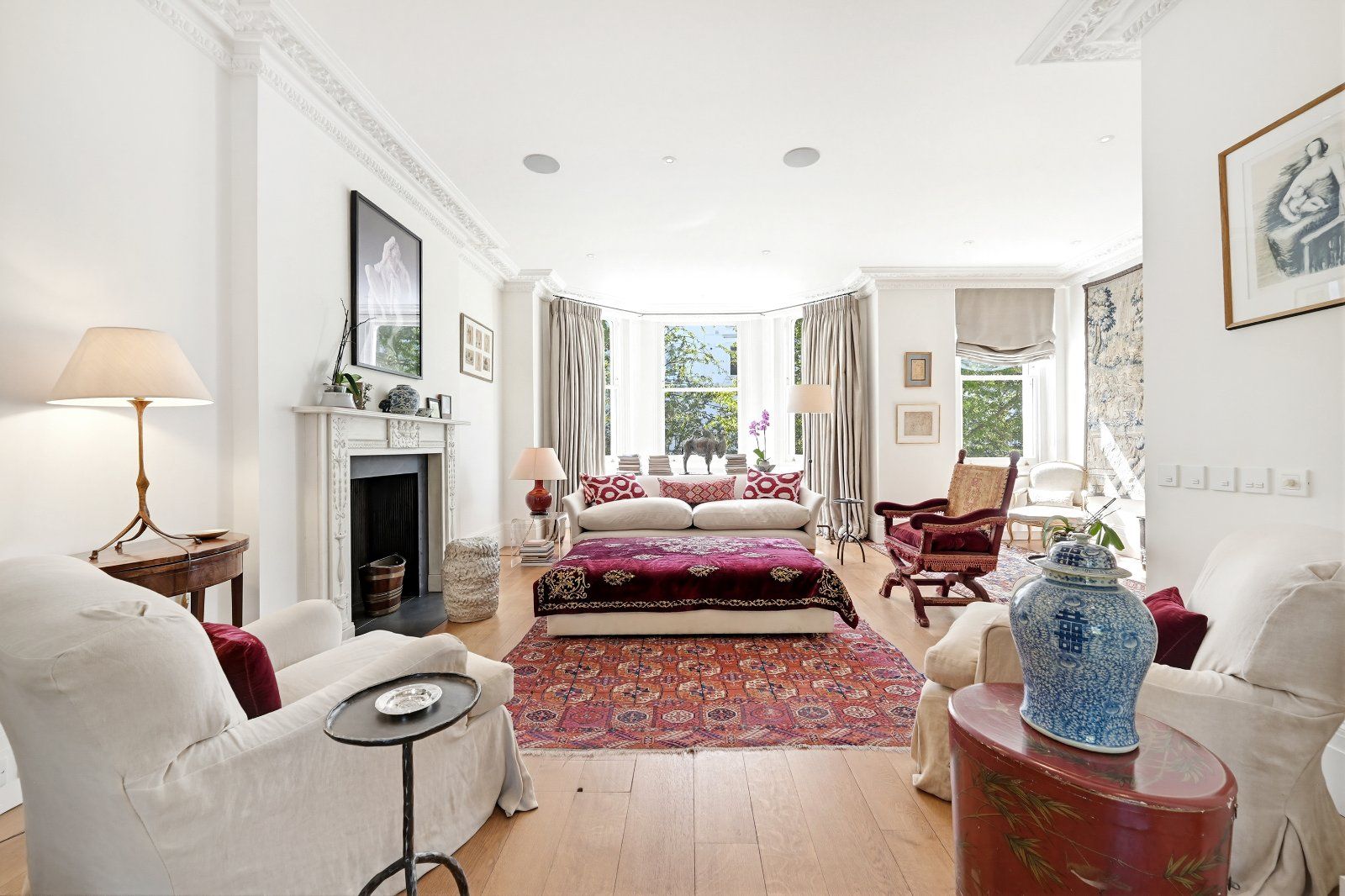 House Palace Gardens Terrace in Greater London