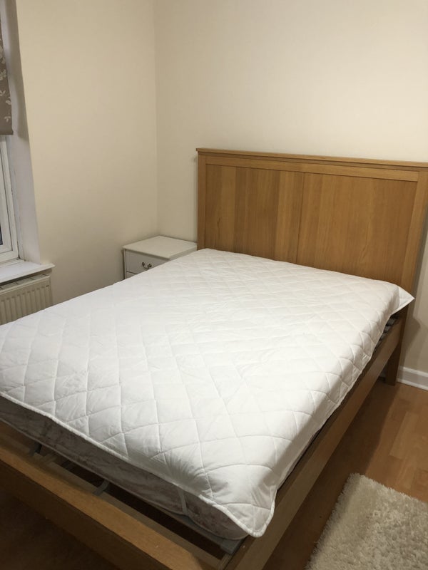 Room Pitcairn Road in Greater London