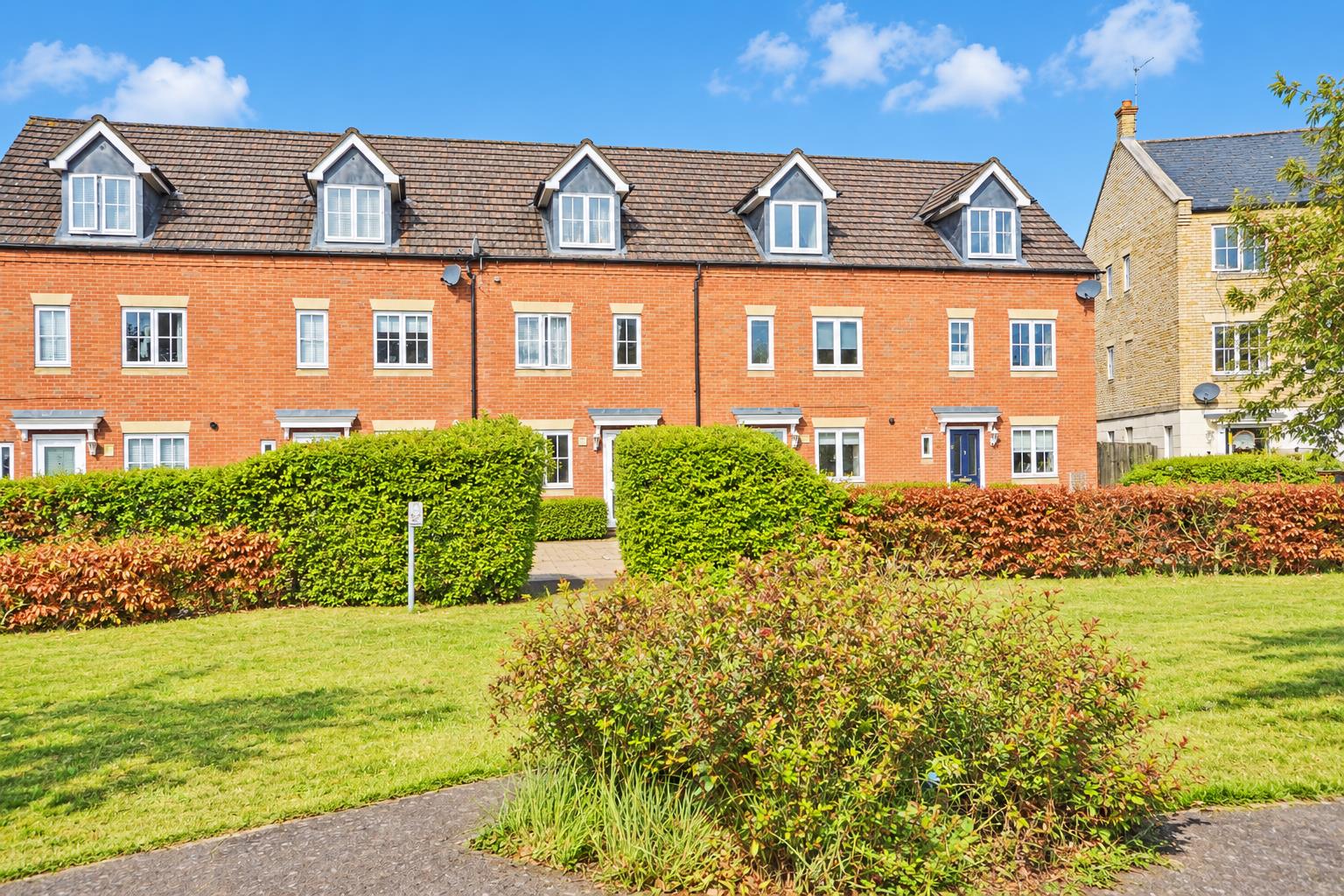 House Baines Way in Grange Park