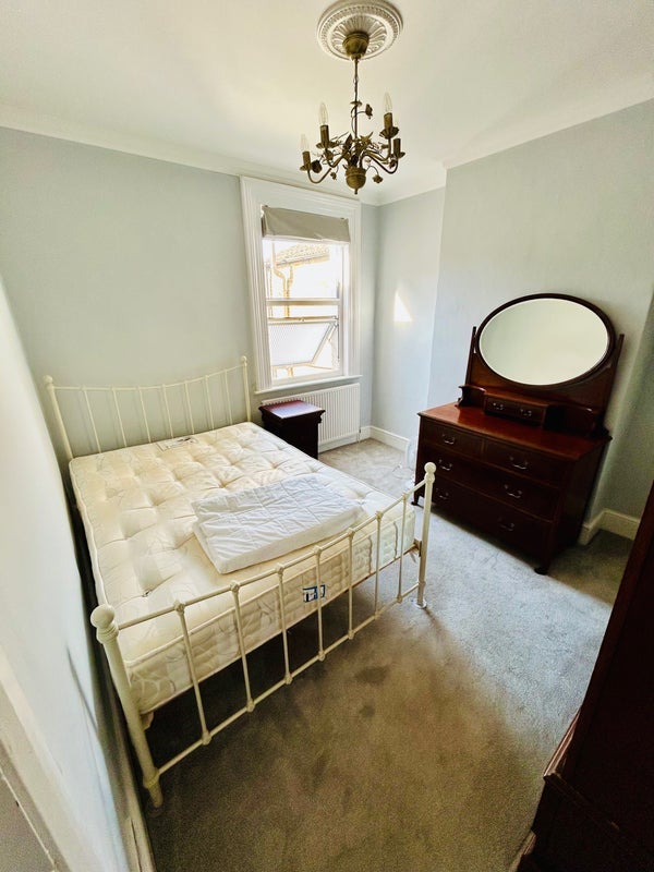 Room Cowper Road in Greater London
