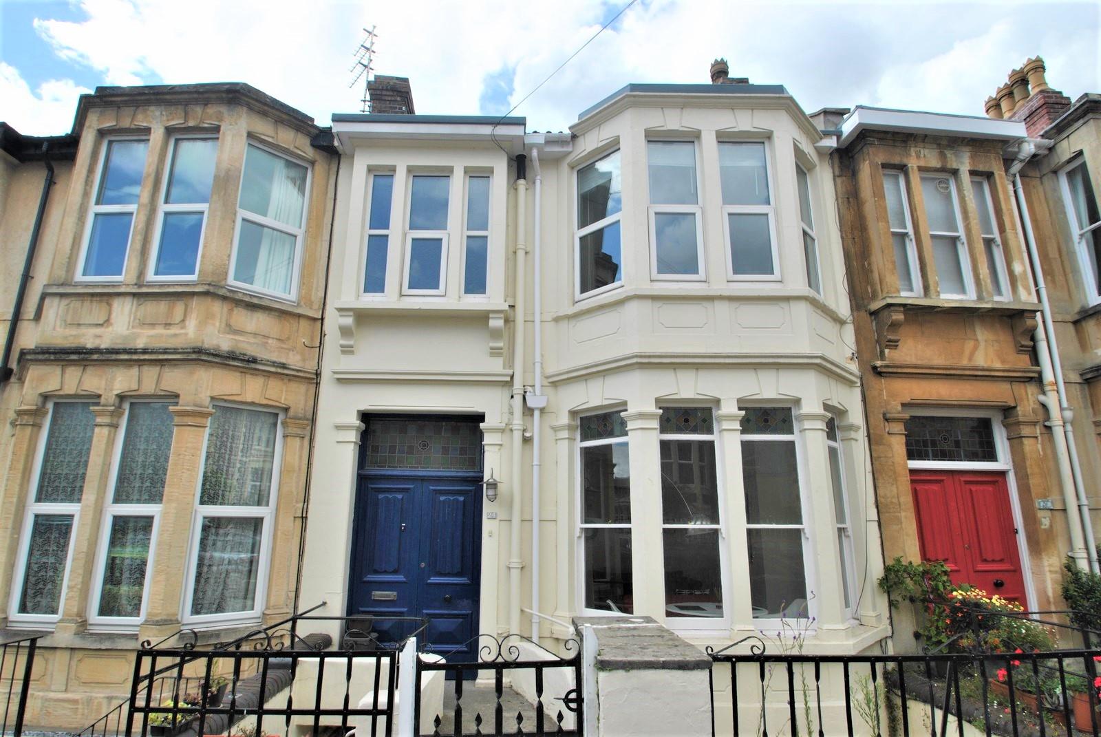 Flat Elton Road in Bristol