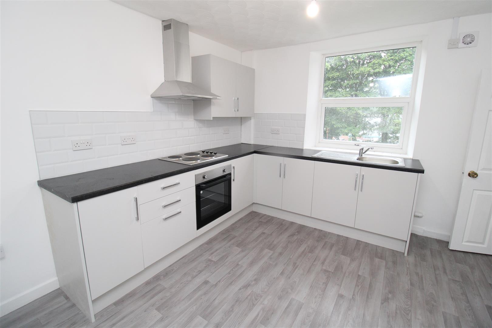 Flat Tyntyla Road in Ystrad