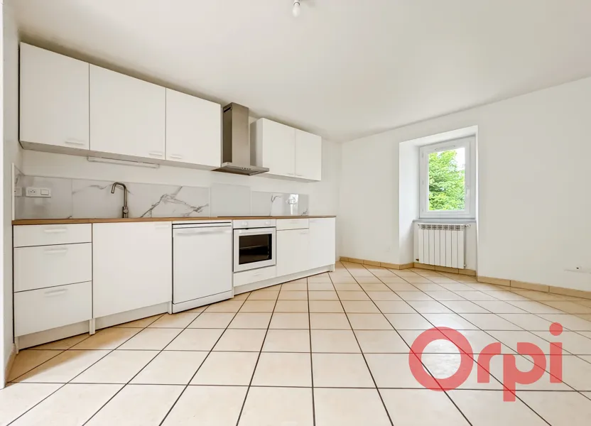 Flat Urrizmeheko bidea in Itxassou
