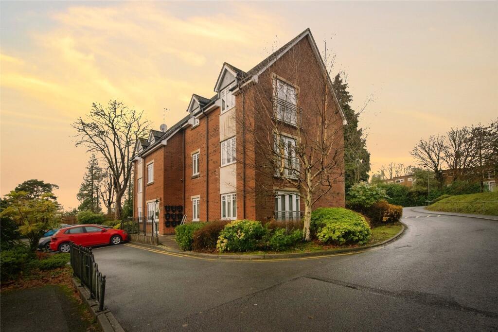 Flat Birchfield Road in Redditch