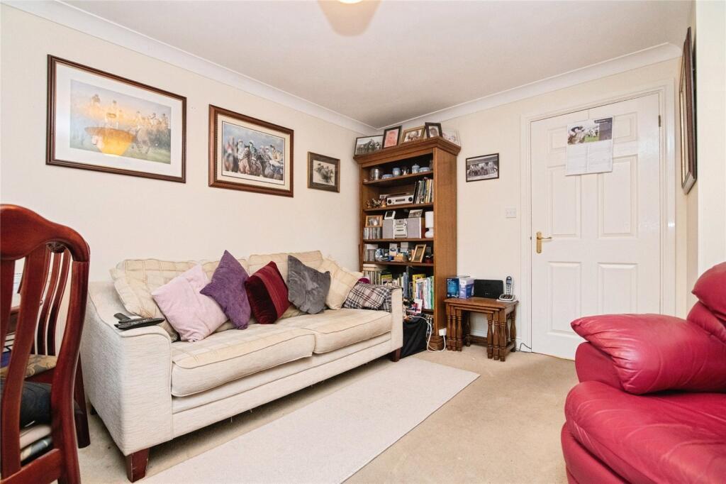 Flat Birchfield Road in Redditch