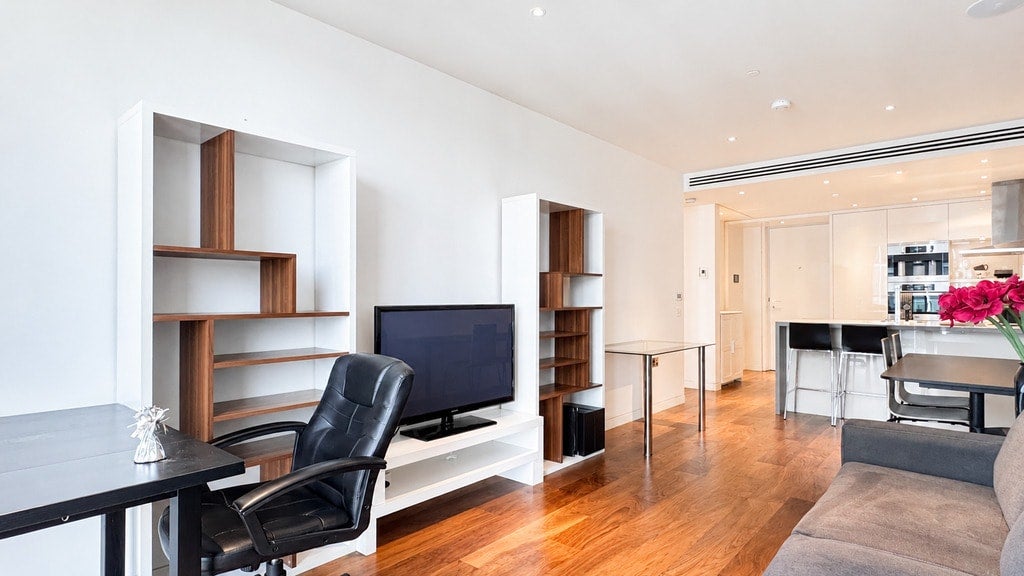 Flat Moor Lane in City of London