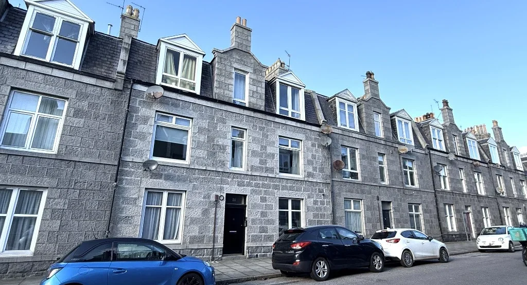 Flat Elmbank Road in Aberdeen City