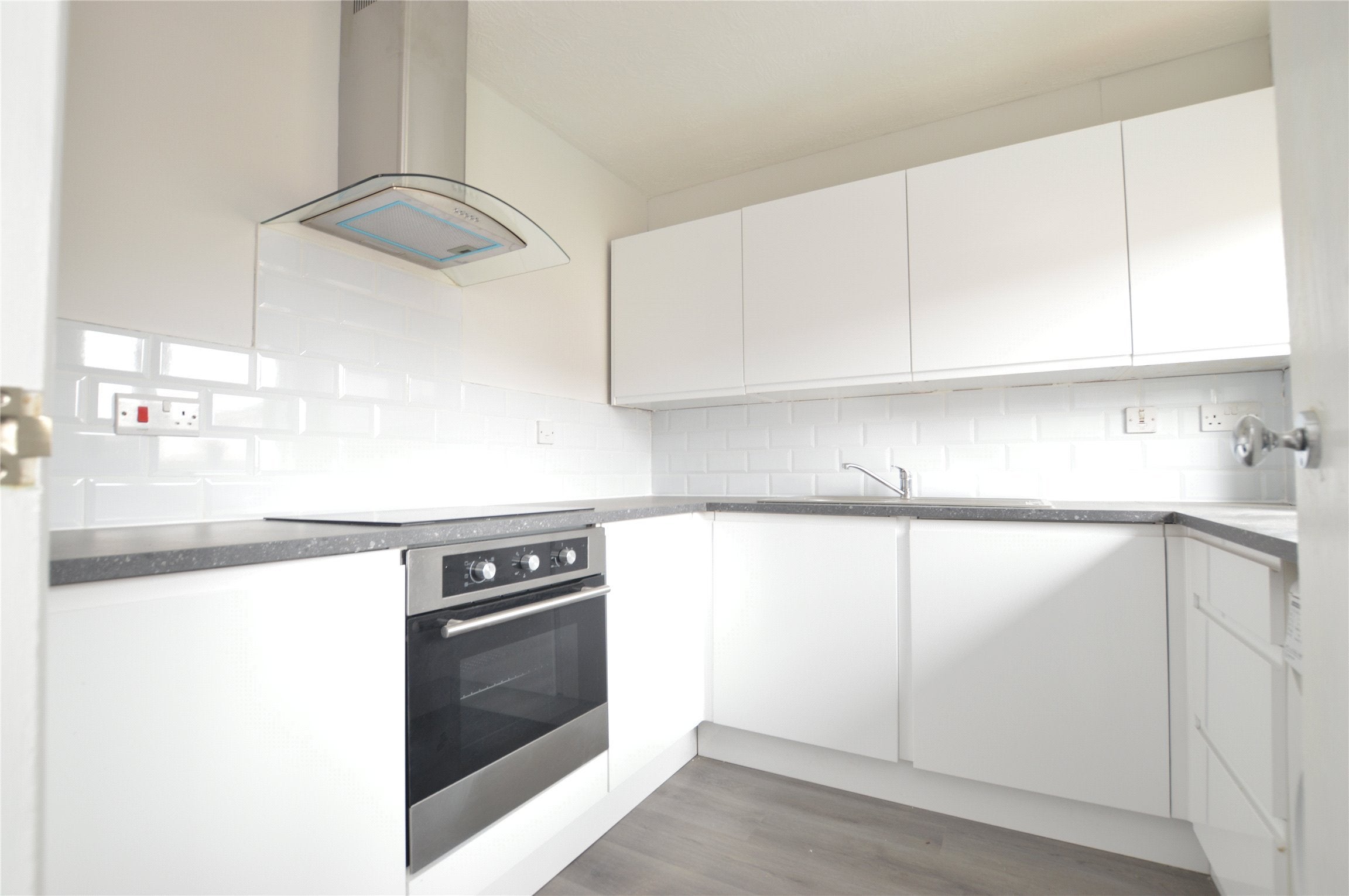 Flat Veronica Gardens in Greater London