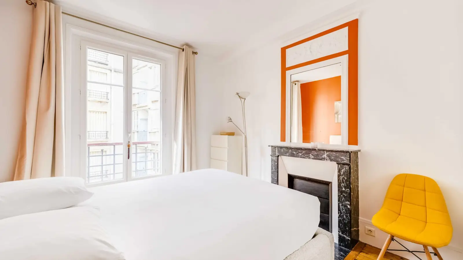 Appartement Rue Serret à Paris