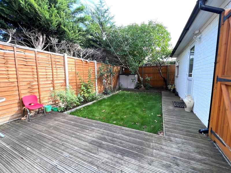 House Nursery Gardens in Borough of Spelthorne
