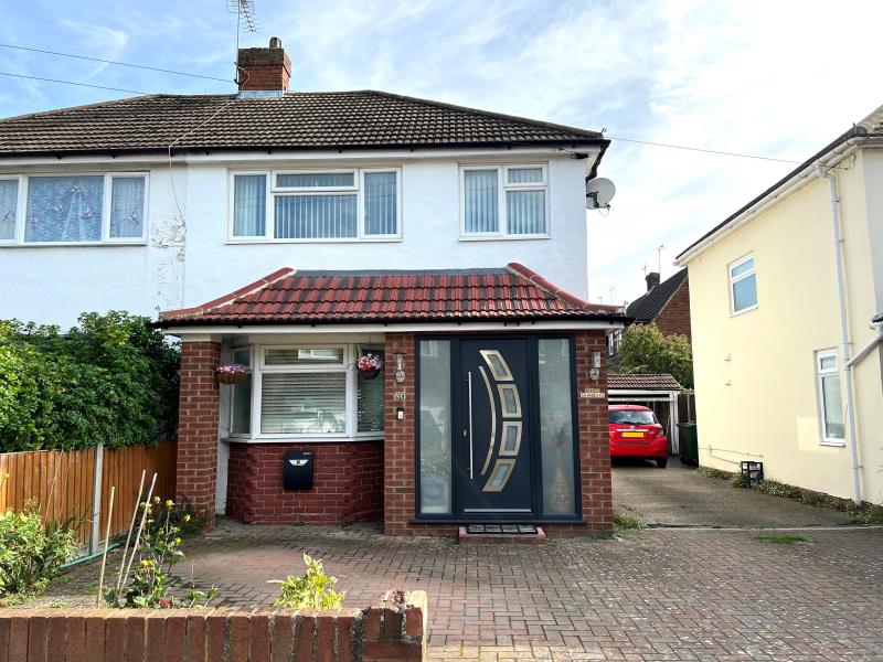 House Nursery Gardens in Borough of Spelthorne