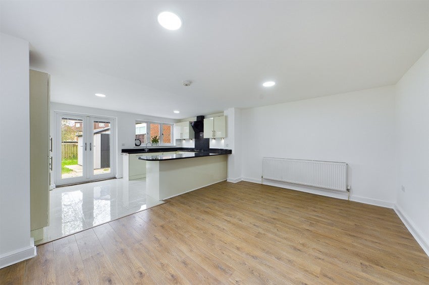 Flat Lime Grove in Greater London