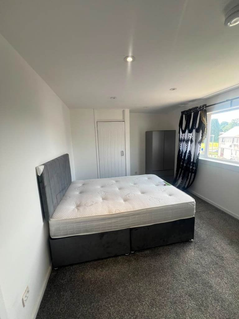 Flat Wallace Crescent in Plean