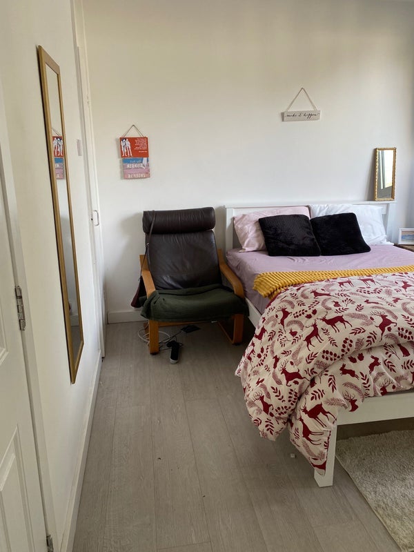 Room Stanhope Street in Greater London