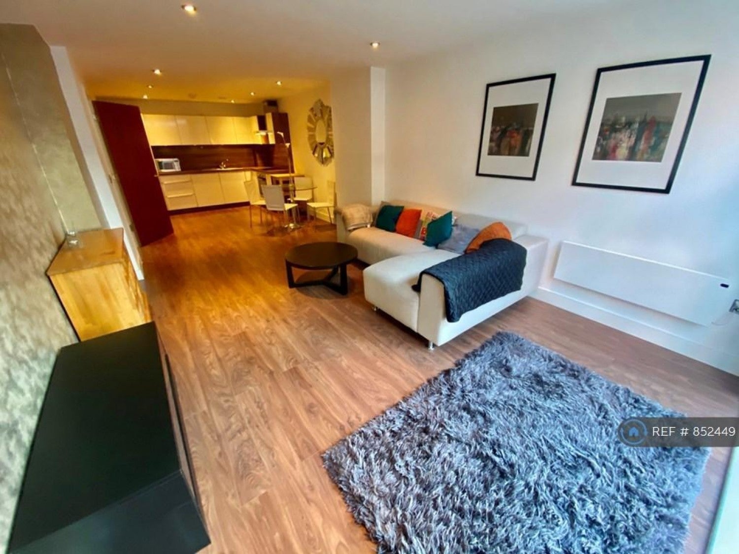 Flat Murray Street in Manchester