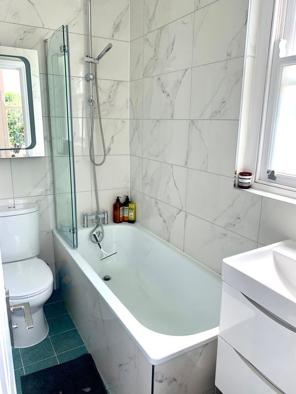 Room Stanlake Road in Greater London