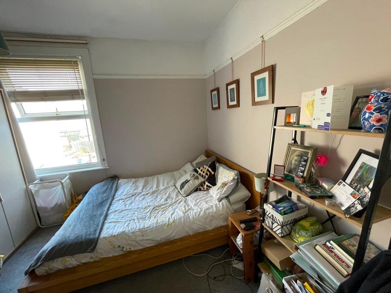 Room Toronto Road in Bristol