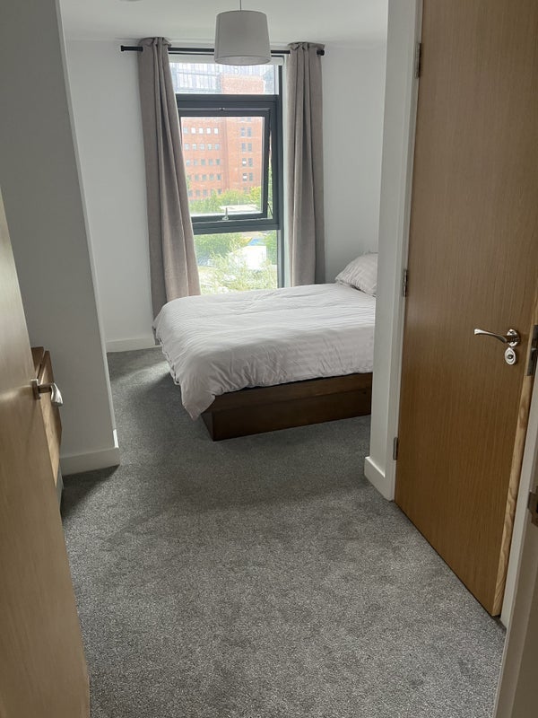 Room Furness Quay in Salford