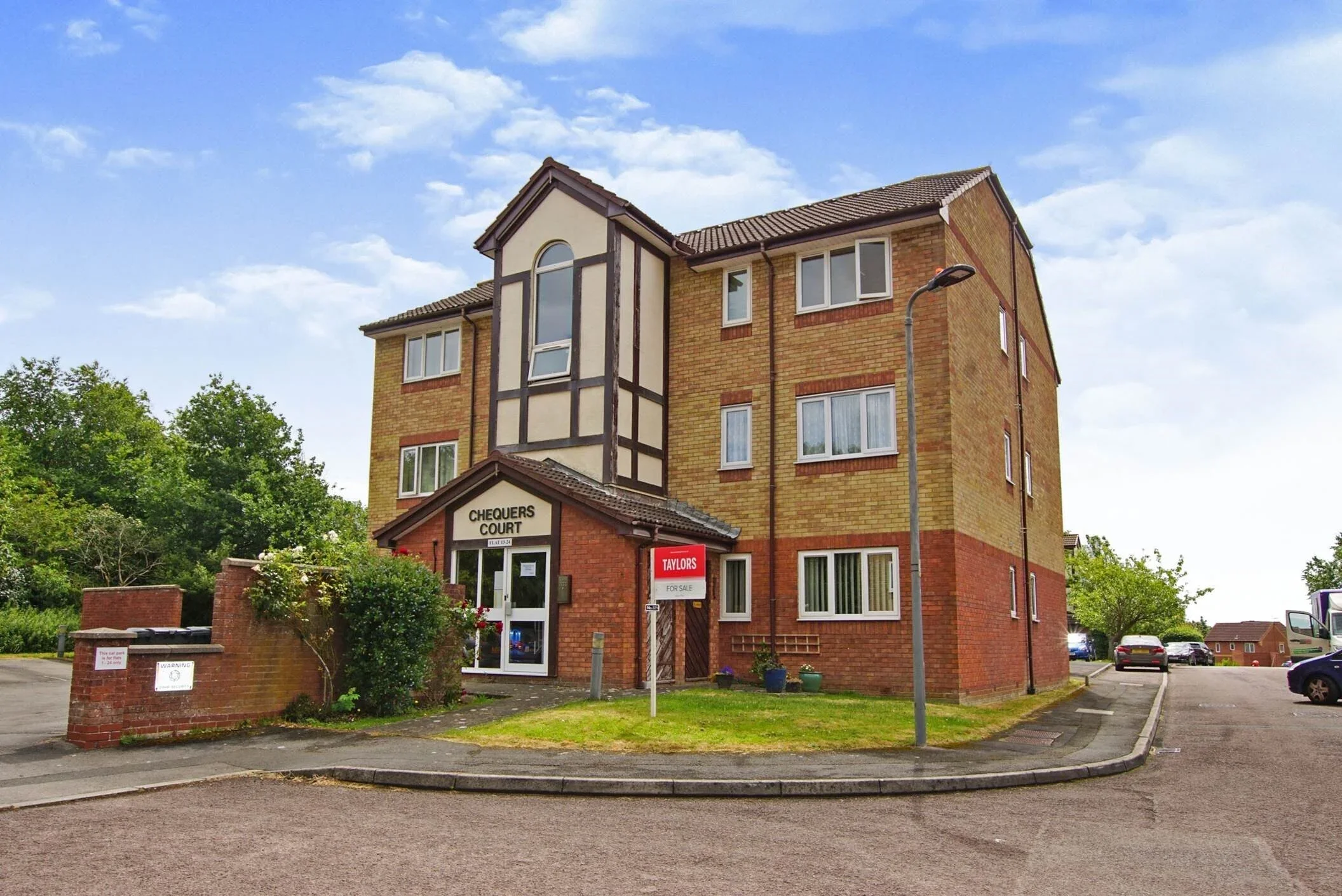 Flat Palmers Leaze in Bristol