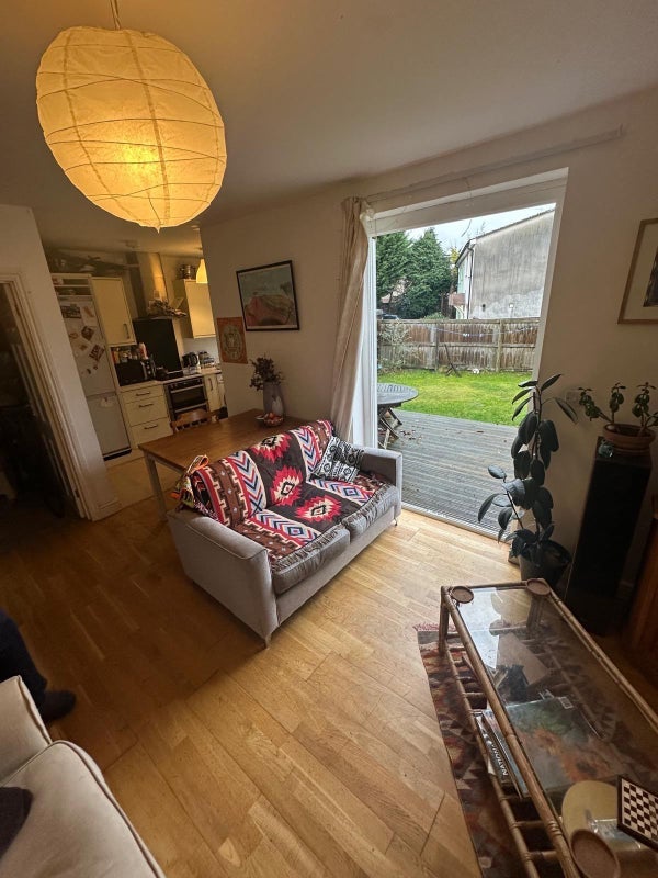 Room Beloe Road in Bristol