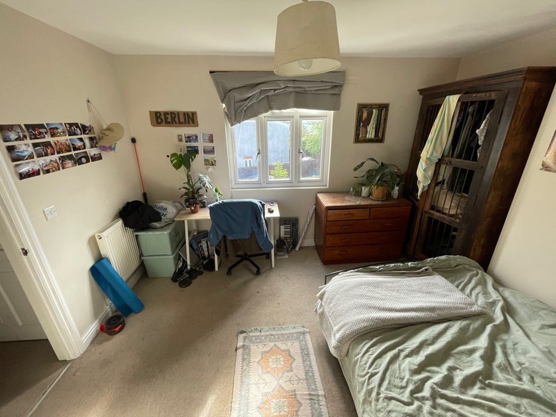 Room Beloe Road in Bristol