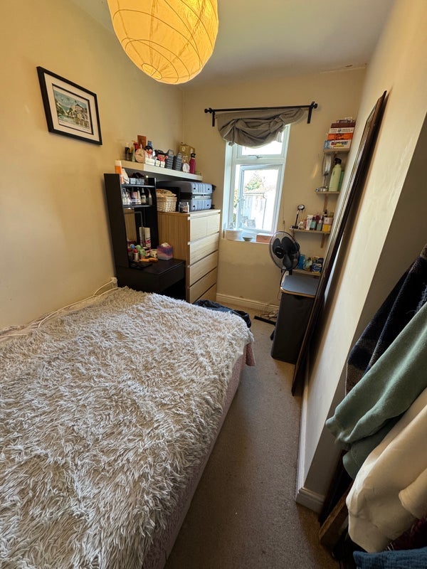 Room Beloe Road in Bristol