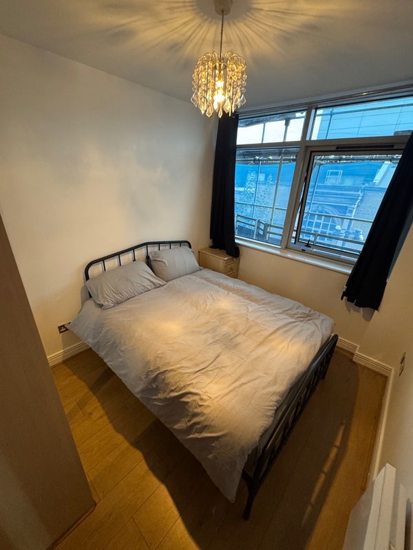 Room Gerry Raffles Square in Greater London