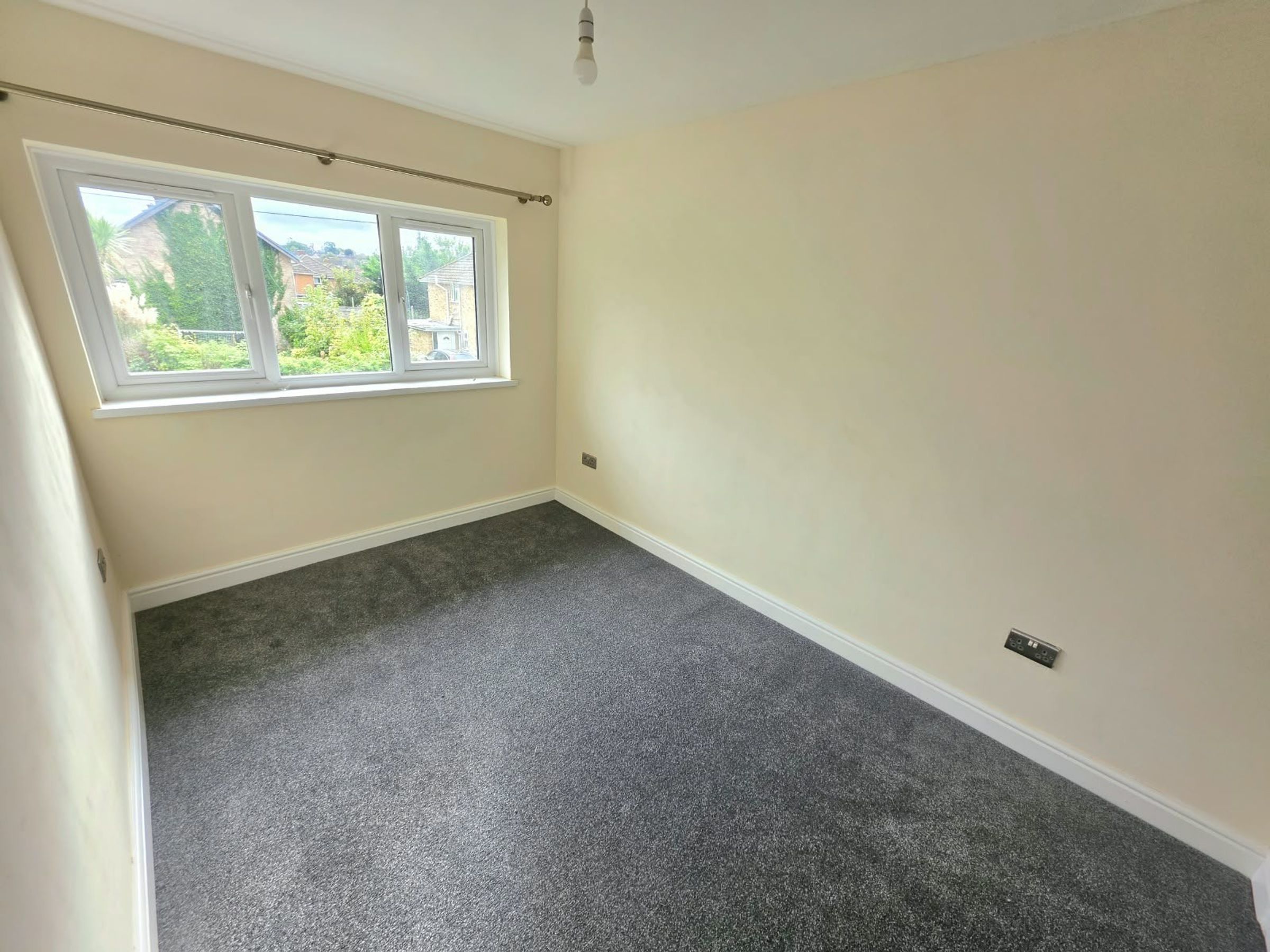 House Braunton Crescent in Cardiff