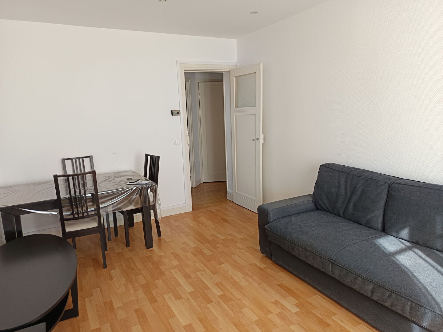 Flat Villa Médicis in Saint-Maur-des-Fossés