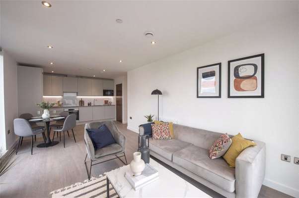 Flat Forbury Road in Reading