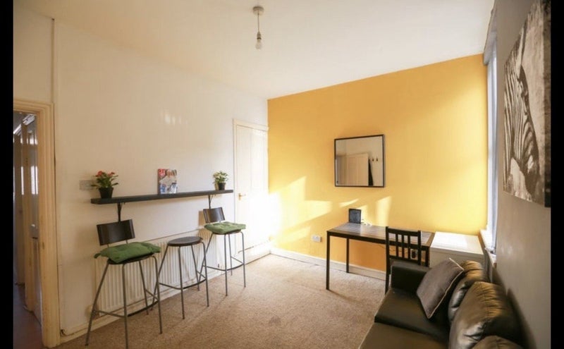Room Melbourne Road in Coventry