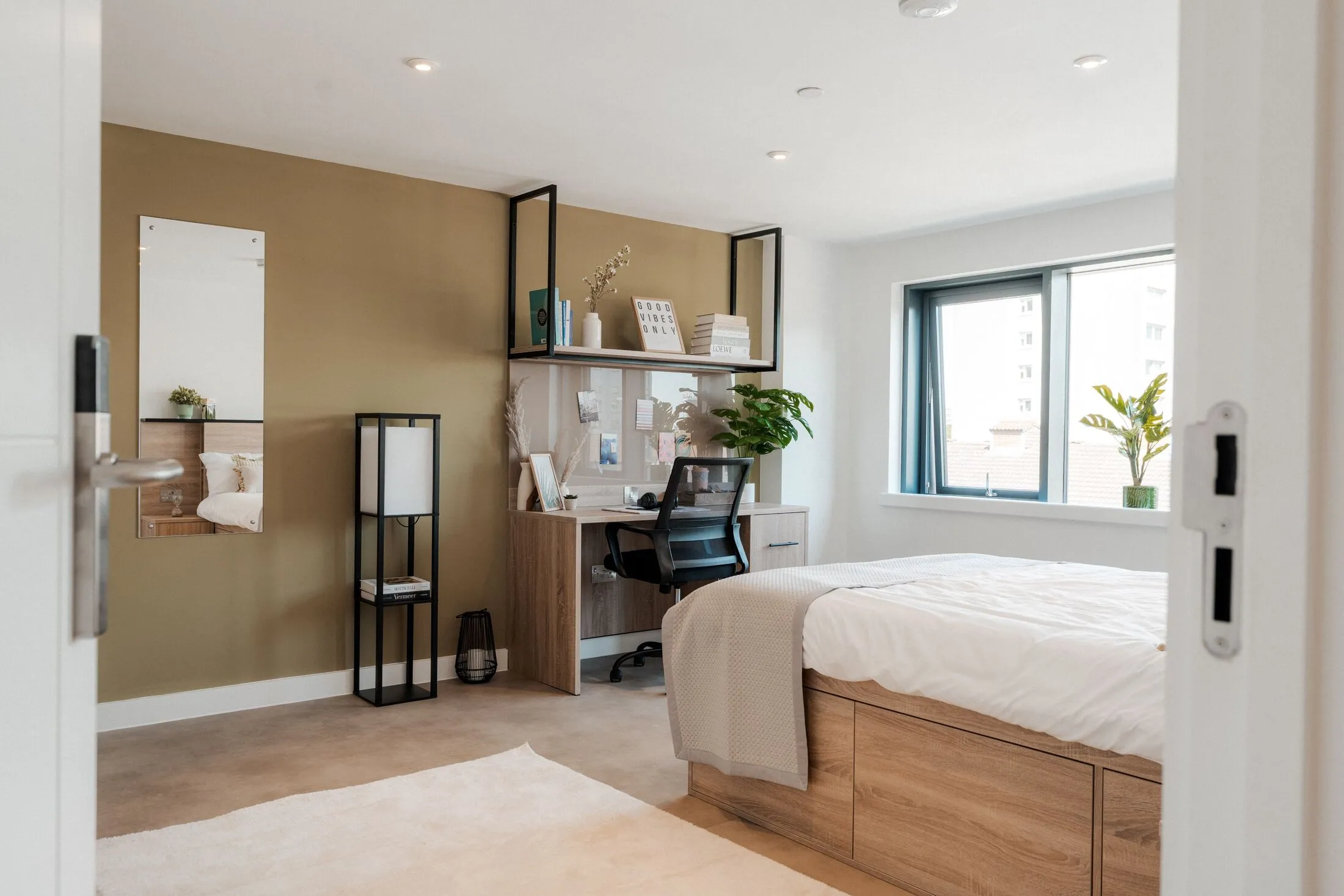 Room Childers Street in Greater London