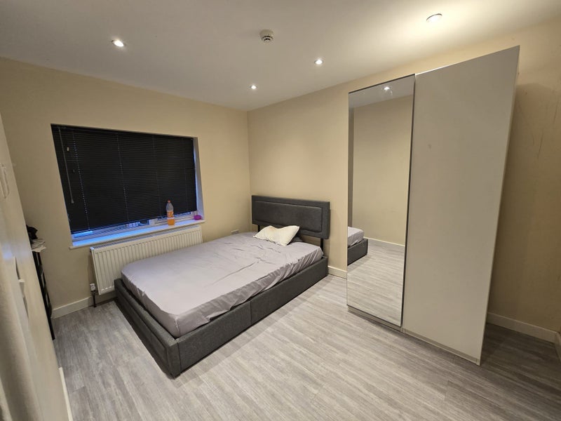 Room Gobions in Basildon