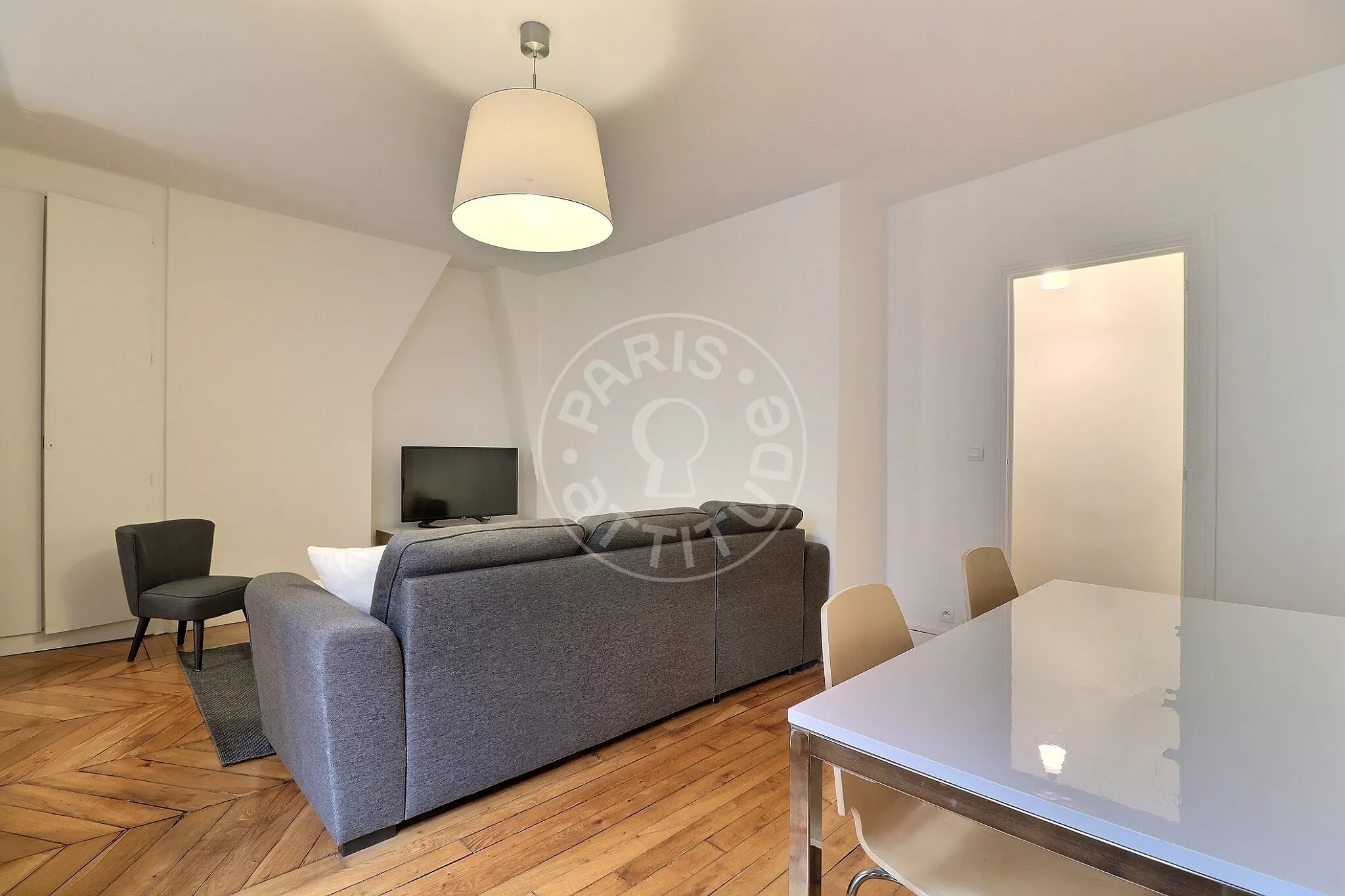 Flat Boulevard de Magenta in Paris