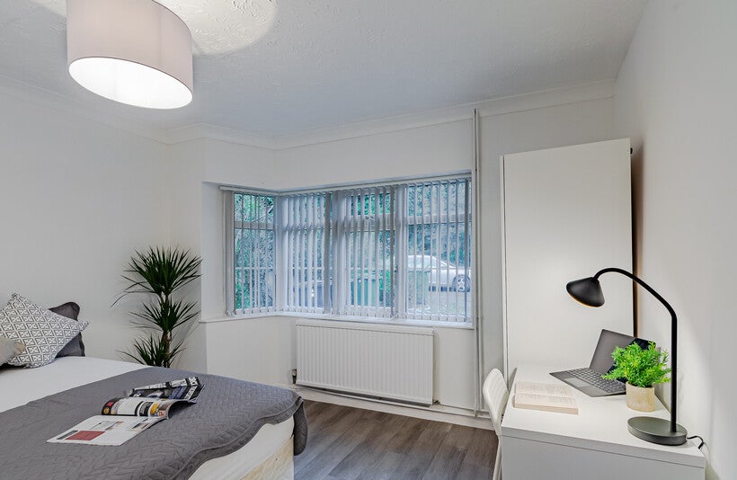 Room Dereham Road in Norwich