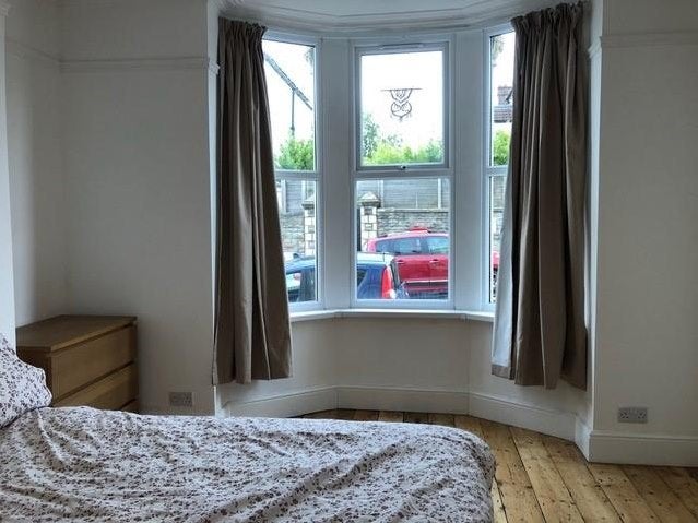 Room Osborne Road in Bristol
