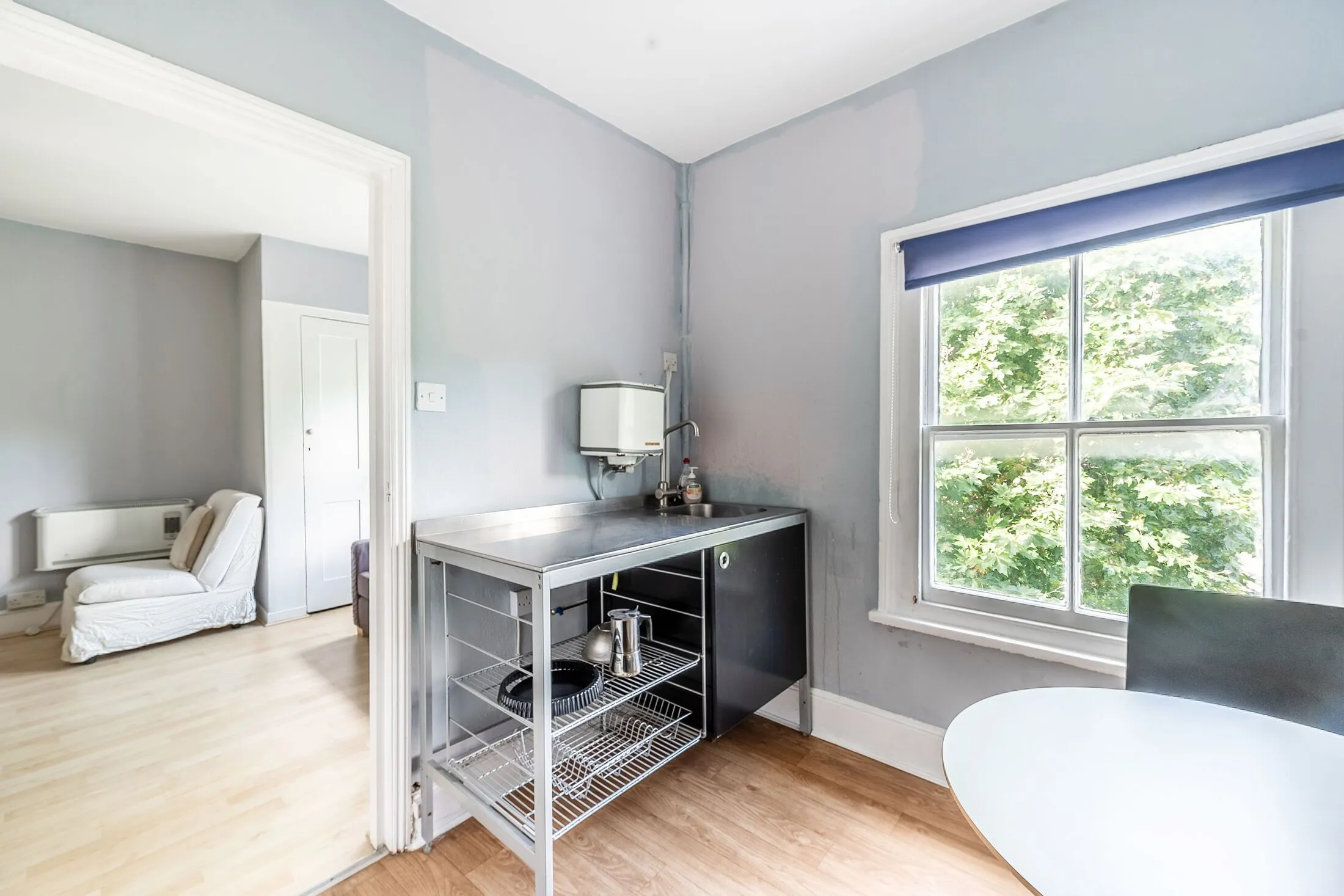 Flat Marloes Road in Greater London