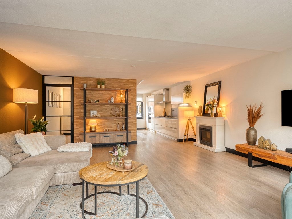 Tussenwoning te koop: Adderwortel 13, De Meern