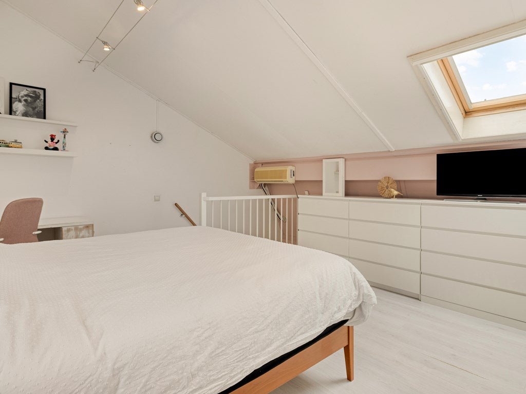 Tussenwoning te koop: Adderwortel 13, De Meern