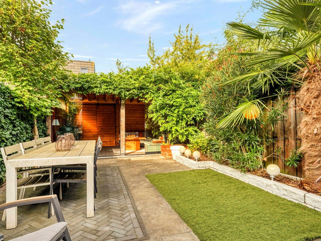 Tussenwoning te koop: Adderwortel 13, De Meern