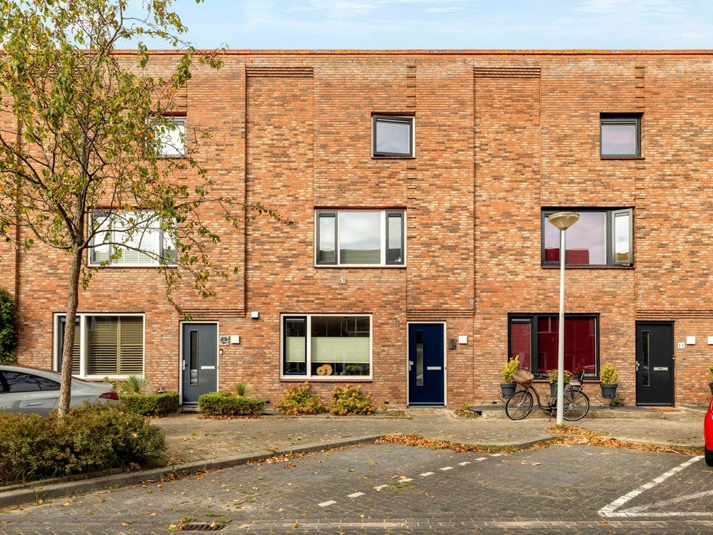 Tussenwoning te koop: Adderwortel 13, De Meern