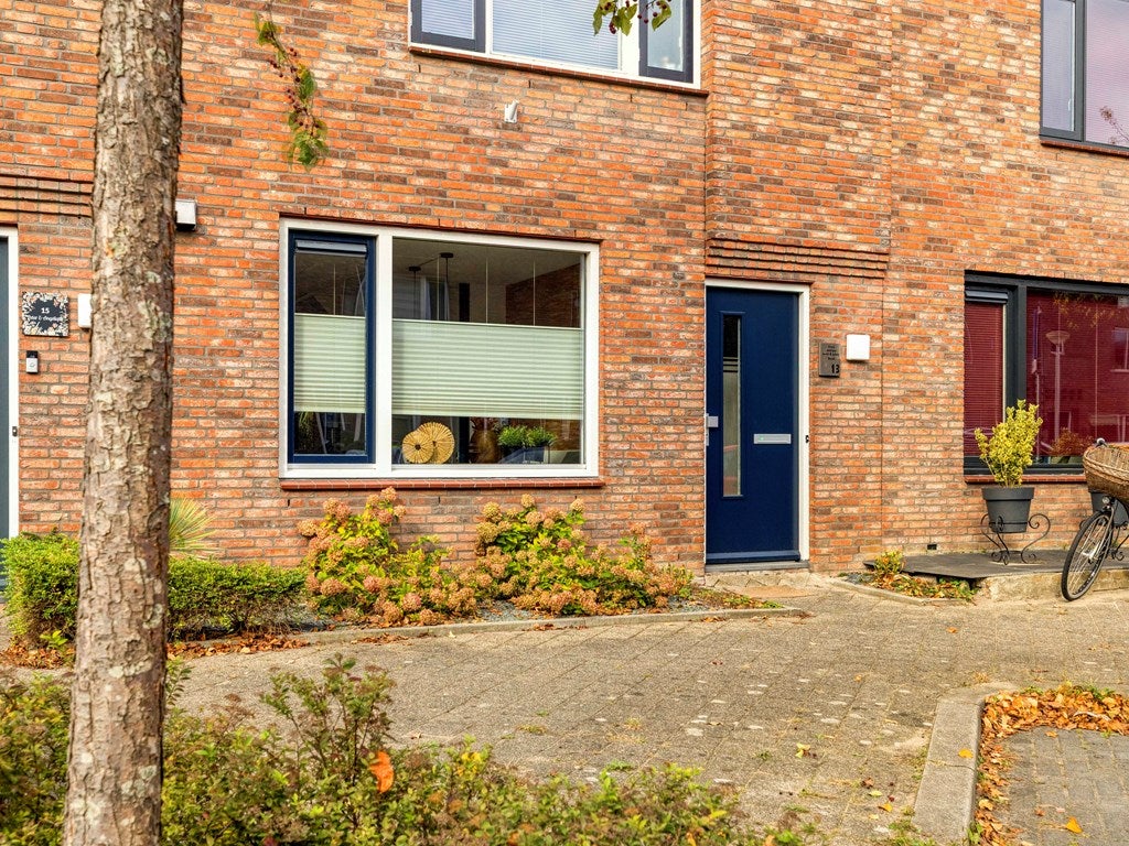 Tussenwoning te koop: Adderwortel 13, De Meern