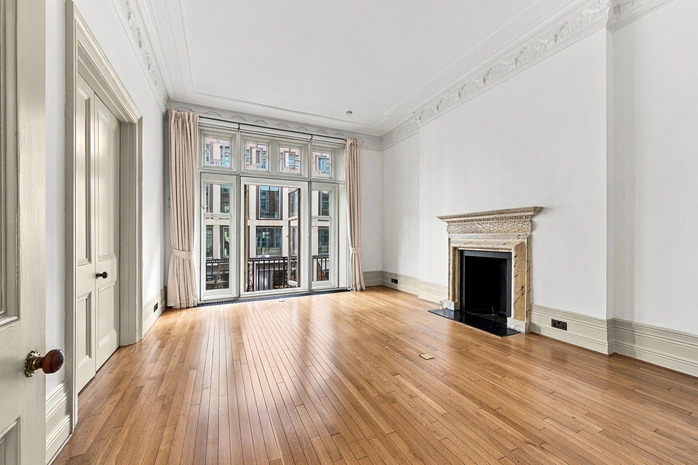 Flat Wigmore Street in City of Westminster