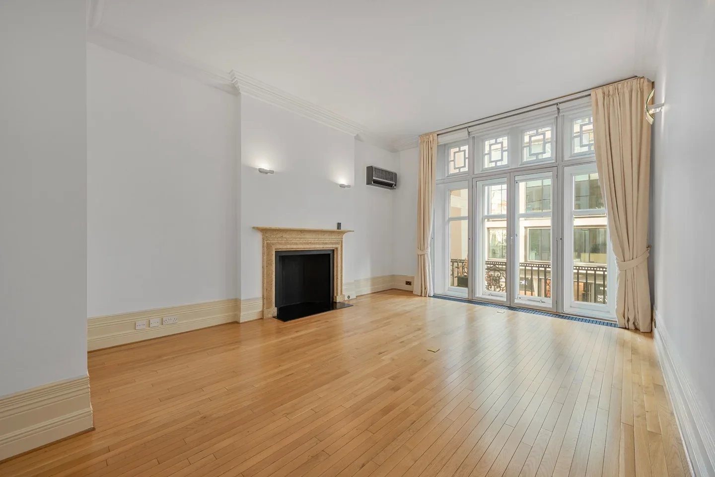 Flat Wigmore Street in City of Westminster