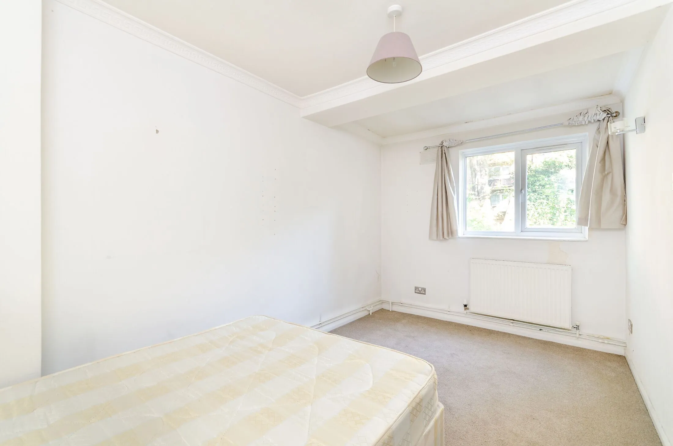 Flat Blackheath Grove in Greater London